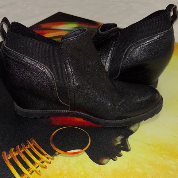 Naturalizer Shoes - Naturalizer Black Leather Wedge Ankle Booties